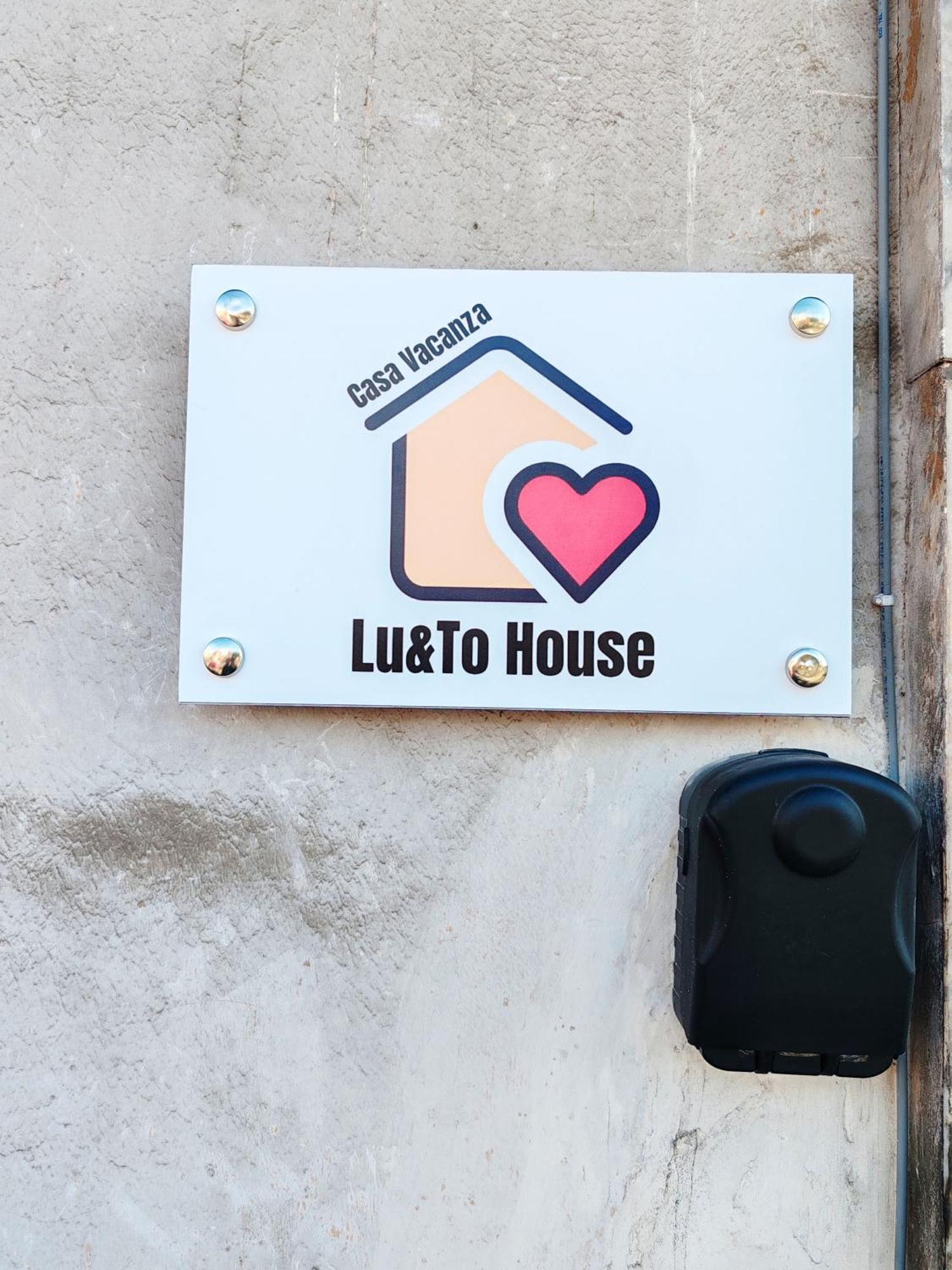 Apartamento Lu&To House Catania Exterior foto